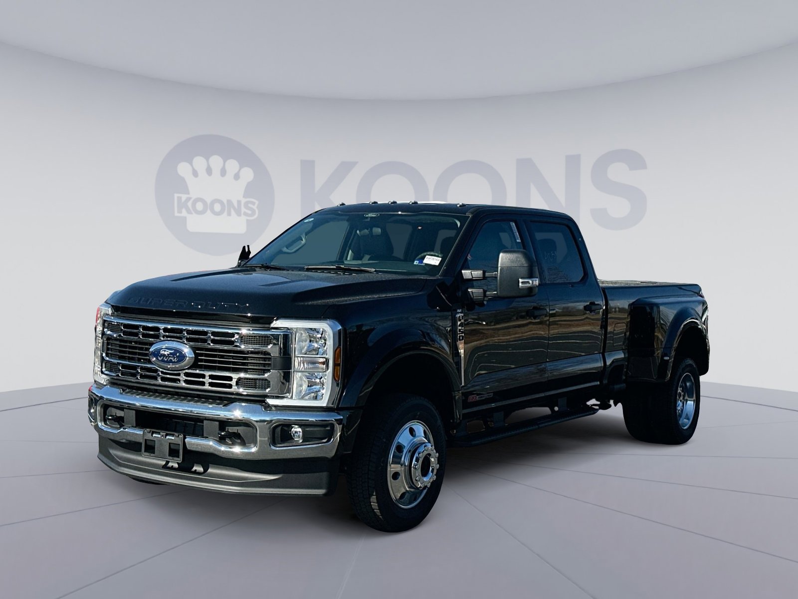 New 2026 Ford F450 XLT w/ 360-Degree Camera Package image 1