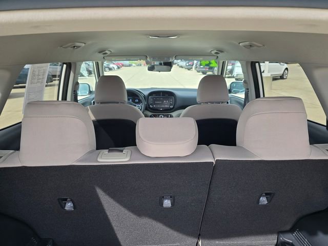 Used 2024 Kia Soul LX FWD image 24
