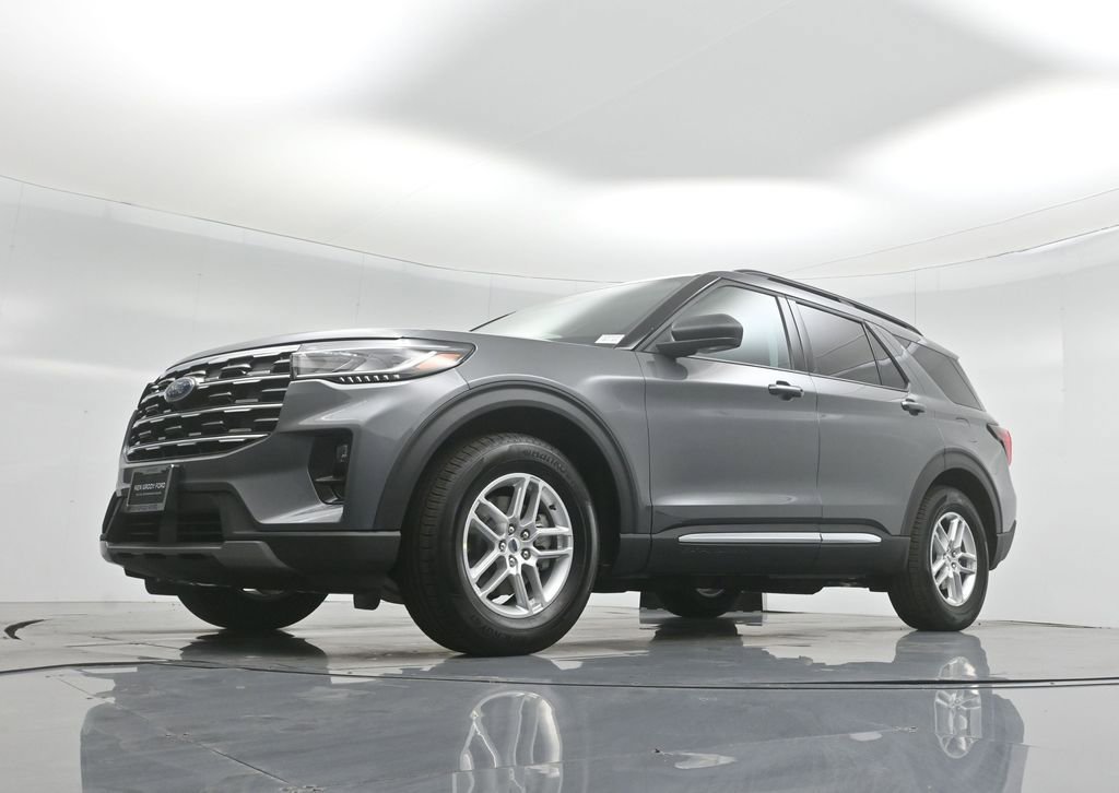 New 2025 Ford Explorer Active w/ Active Comfort Package image 44