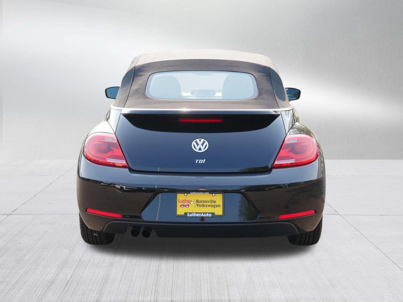 Used 2013 Volkswagen Beetle TDI FWD image 6