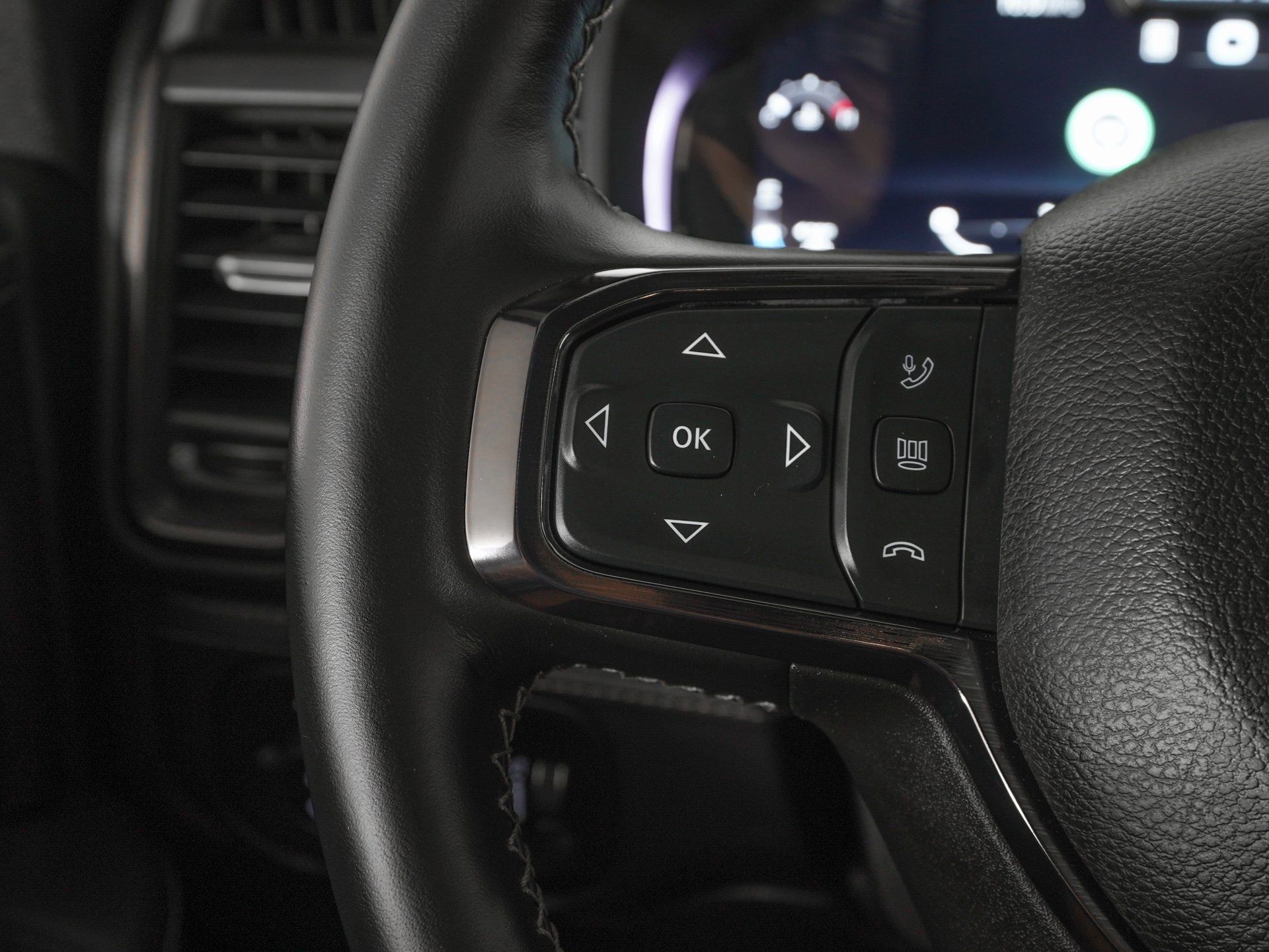 Used 2025 RAM 3500 Limited image 20