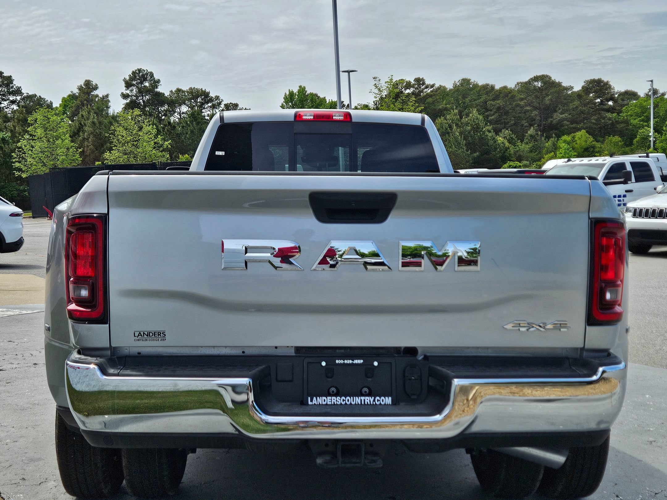 New 2026 RAM 3500 Tradesman AWD/4WD image 6
