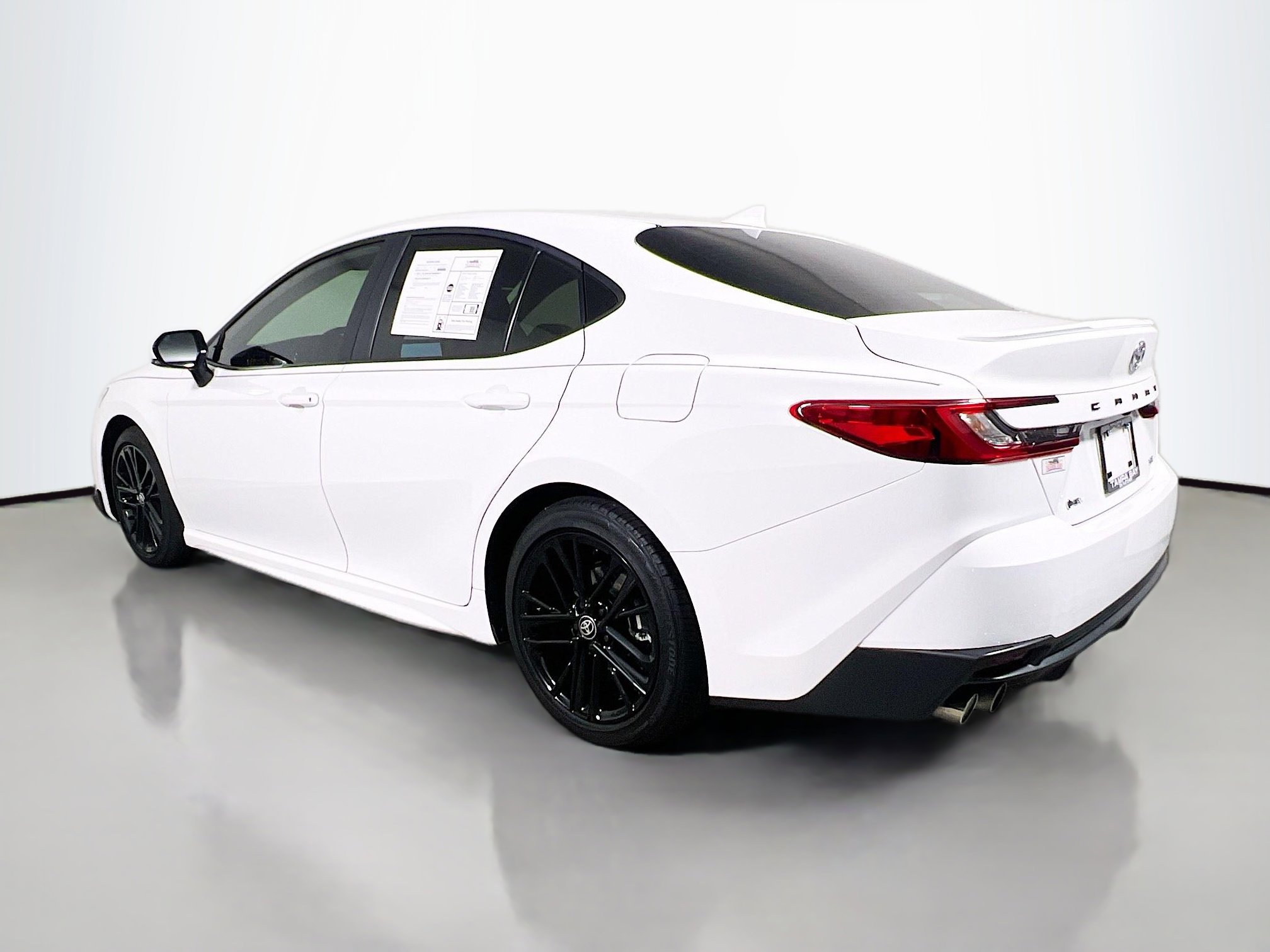 Used 2026 Toyota Camry SE w/ Multimedia Upgrade Package FWD image 8