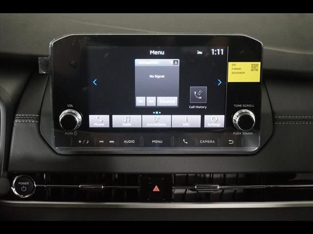 Used 2024 Mitsubishi Outlander ES AWD/4WD image 16
