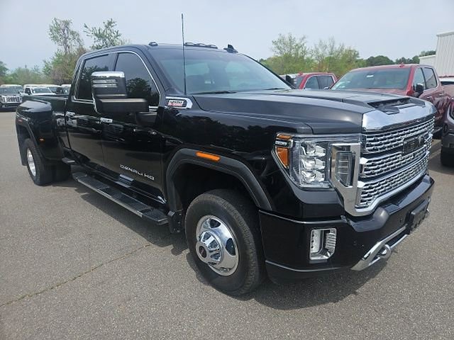 Used 2020 GMC Sierra 3500 Denali w/ Denali Ultimate Package image 2