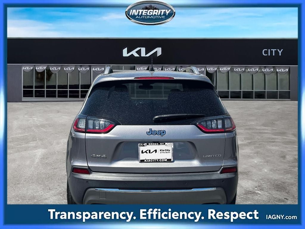Used 2019 Jeep Cherokee Limited AWD/4WD image 6