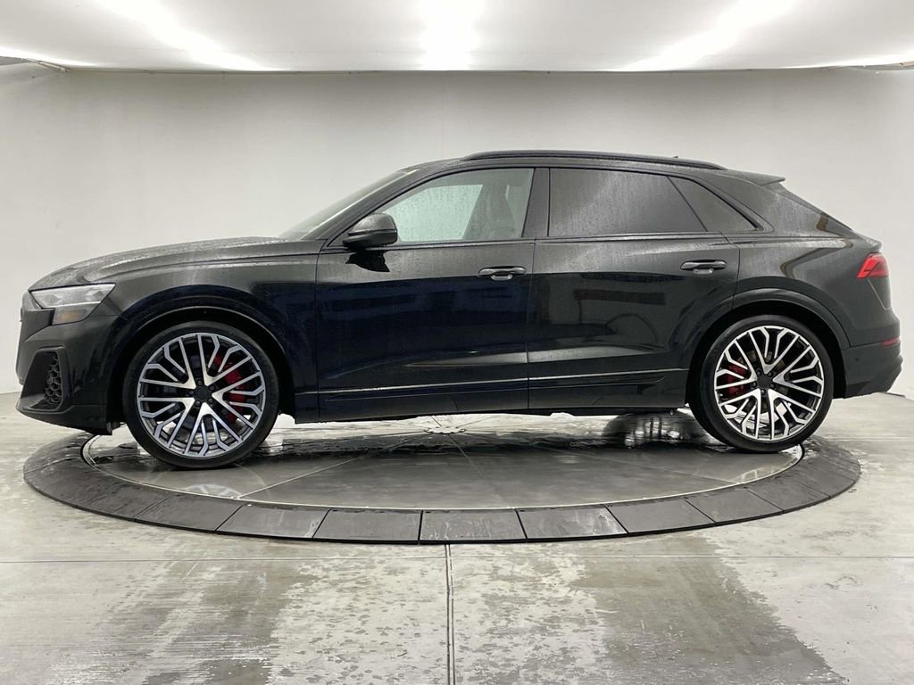 New 2026 Audi SQ8 Prestige image 2