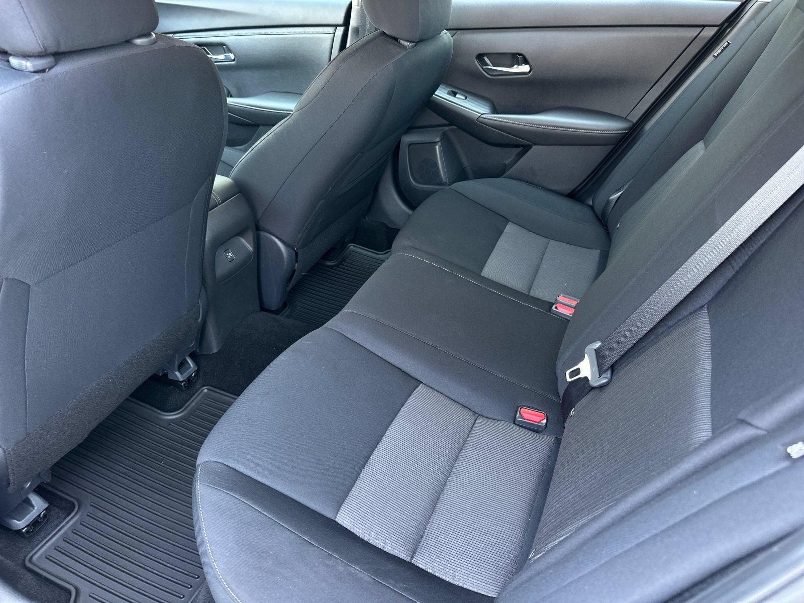 Used 2023 Nissan Sentra SV FWD image 11
