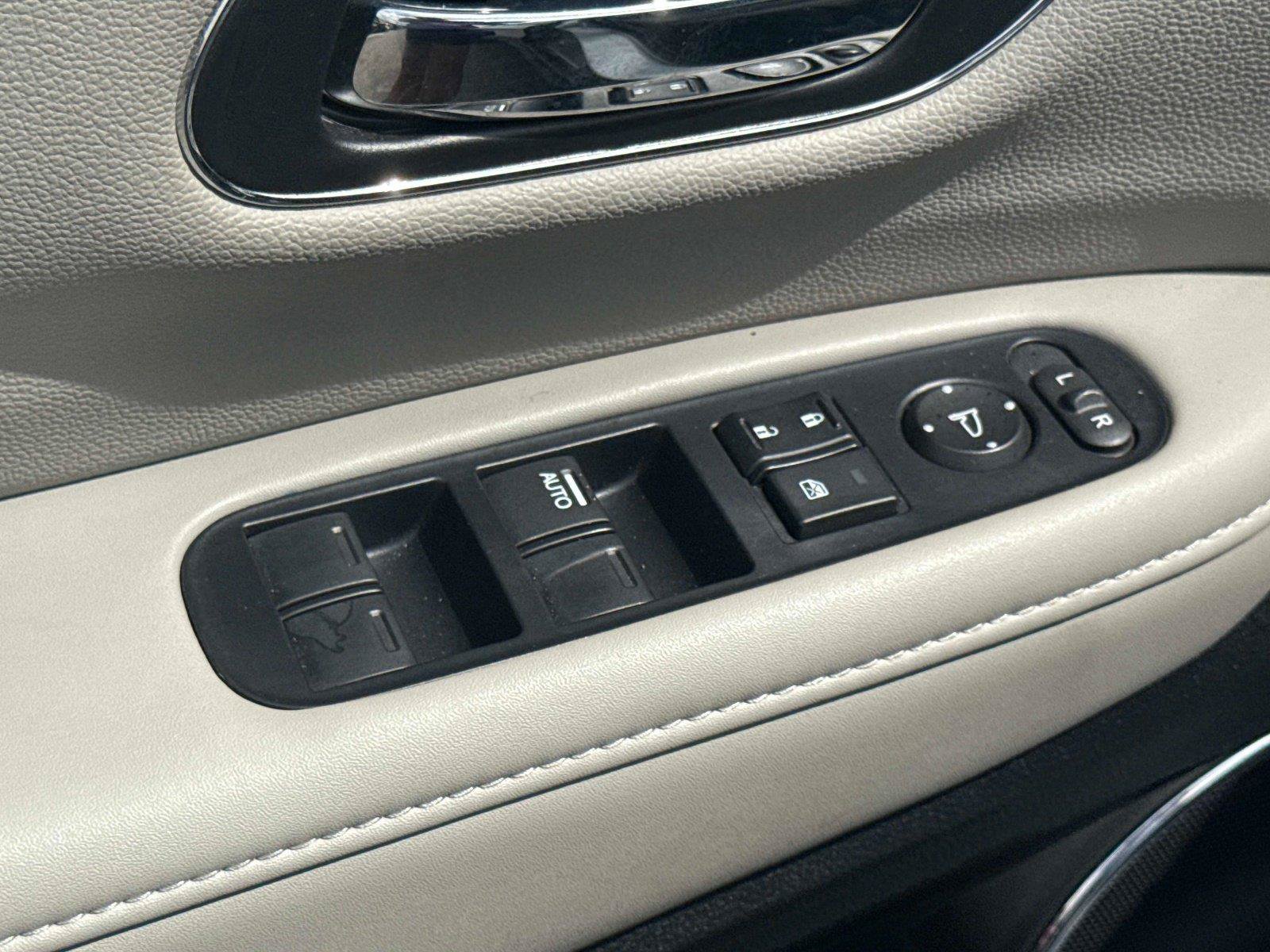 Certified 2019 Honda HR-V EX-L image 18