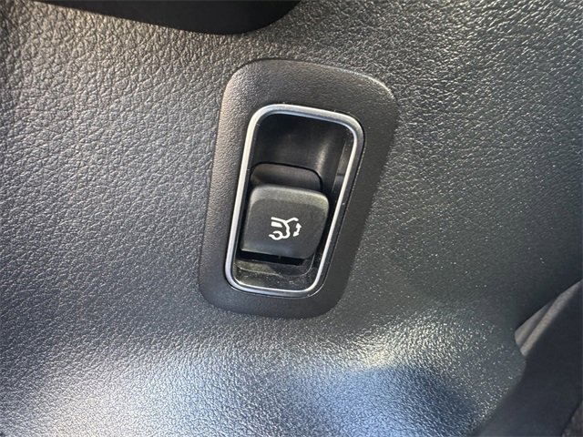 Used 2021 Mercedes-Benz GLB 35 AMG 4MATIC image 34