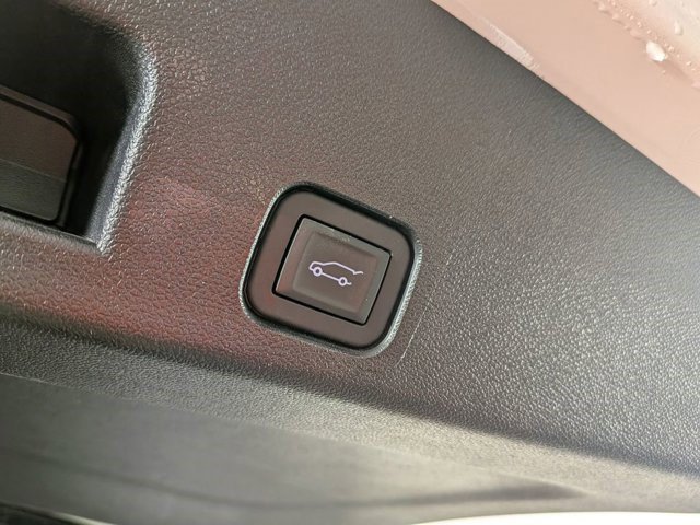 Certified 2025 GMC Acadia Elevation image 12