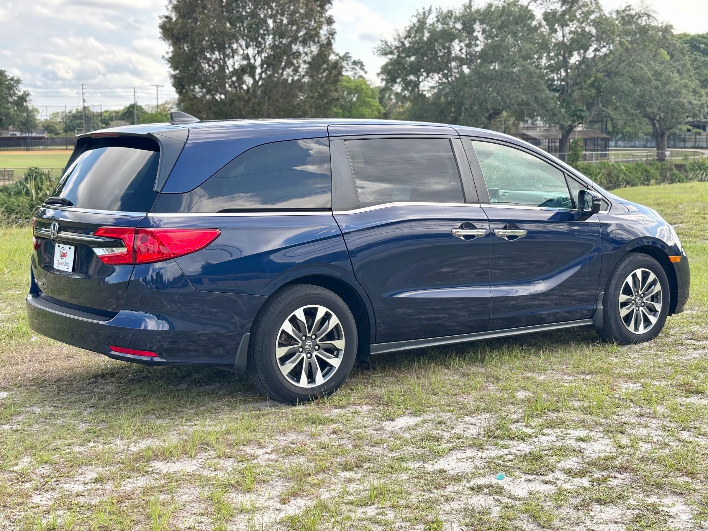 Used 2022 Honda Odyssey EX-L image 4
