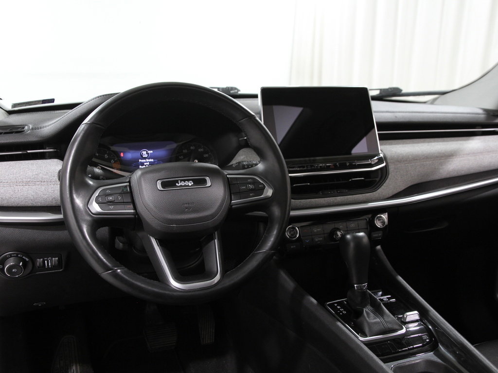 Used 2022 Jeep Compass Latitude w/ Sun and Sound Group image 6