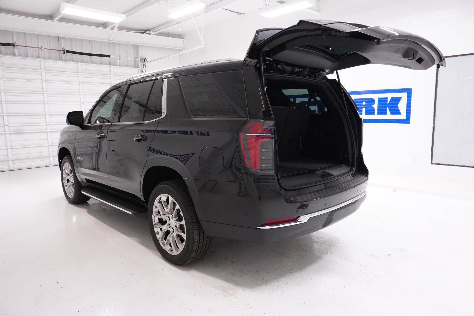 New 2026 Chevrolet Tahoe LS w/ LPO, Chrome Package image 8