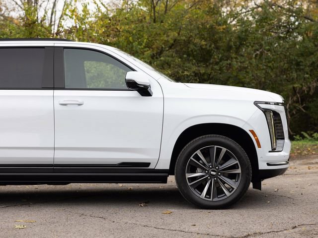 Used 2026 Cadillac Escalade ESV Sport w/ Touring Package image 12