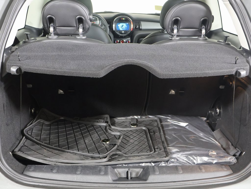 Used 2020 MINI Cooper 2-Door Hardtop w/ Storage Package image 15