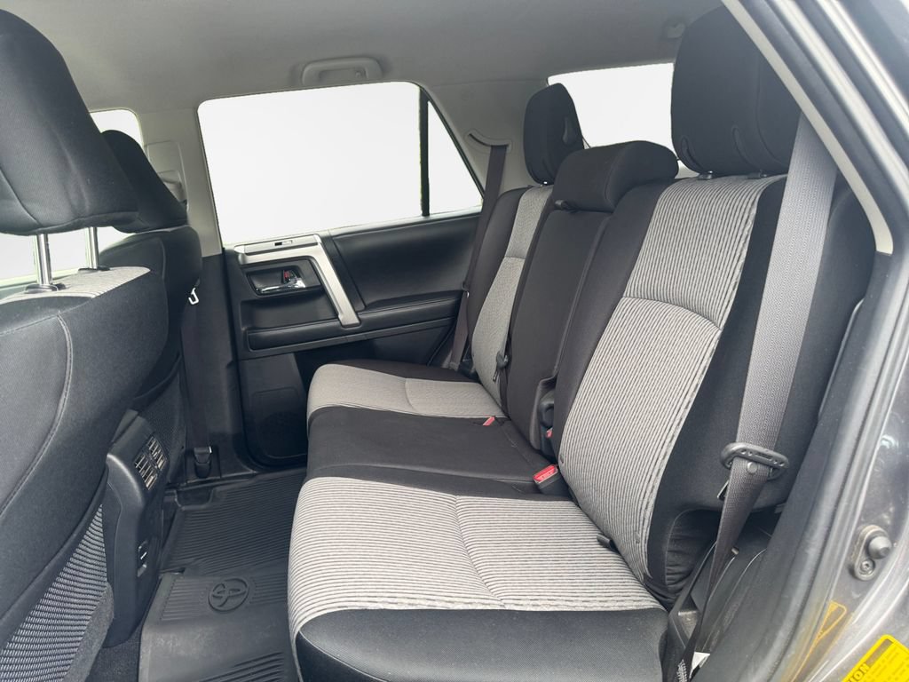 Used 2016 Toyota 4Runner SR5 AWD/4WD image 24