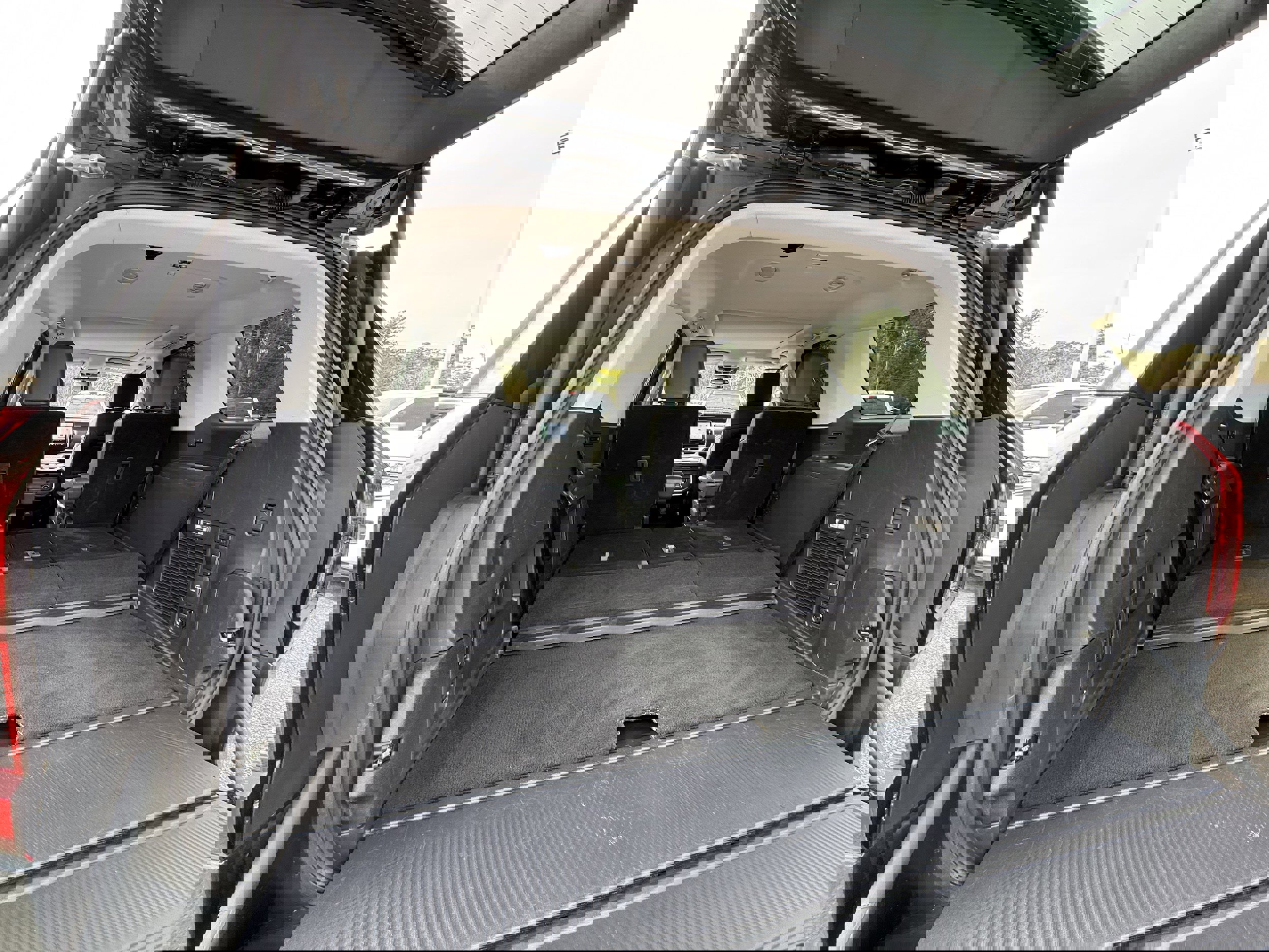 Used 2025 Ford Expedition Active image 33