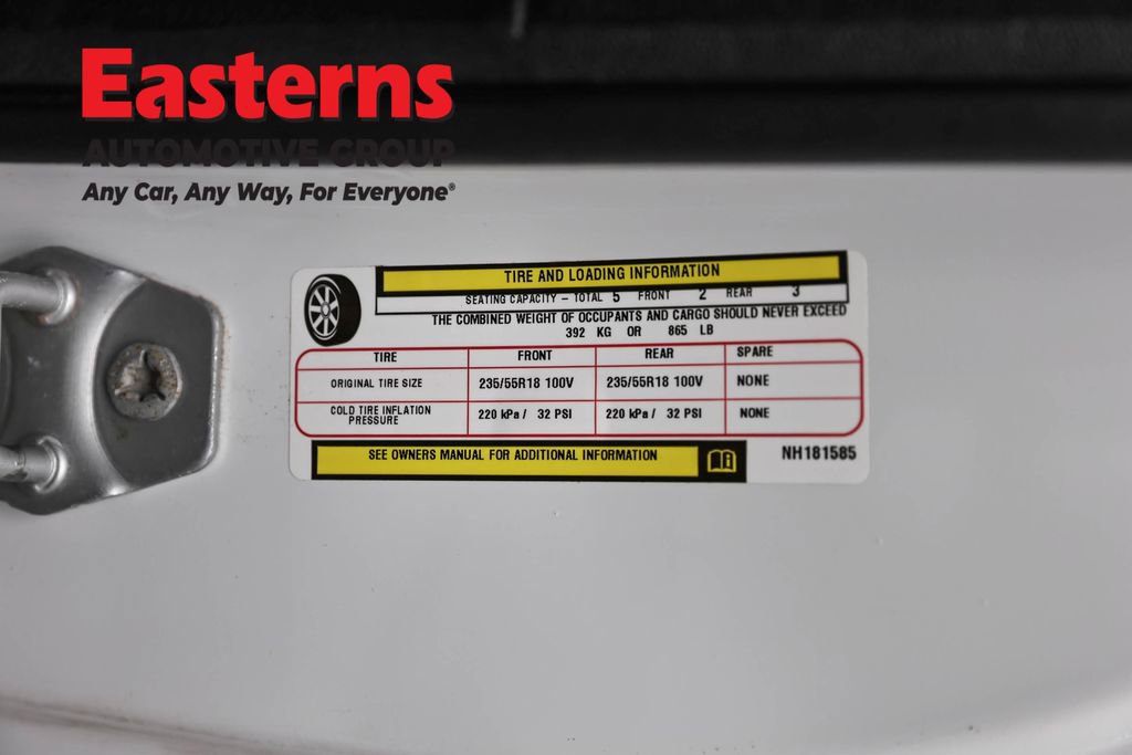 Used 2022 Dodge Challenger SXT image 32