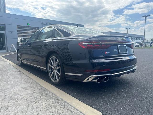 Certified 2023 Audi S8 w/ S8 Comfort Plus Package AWD/4WD image 31