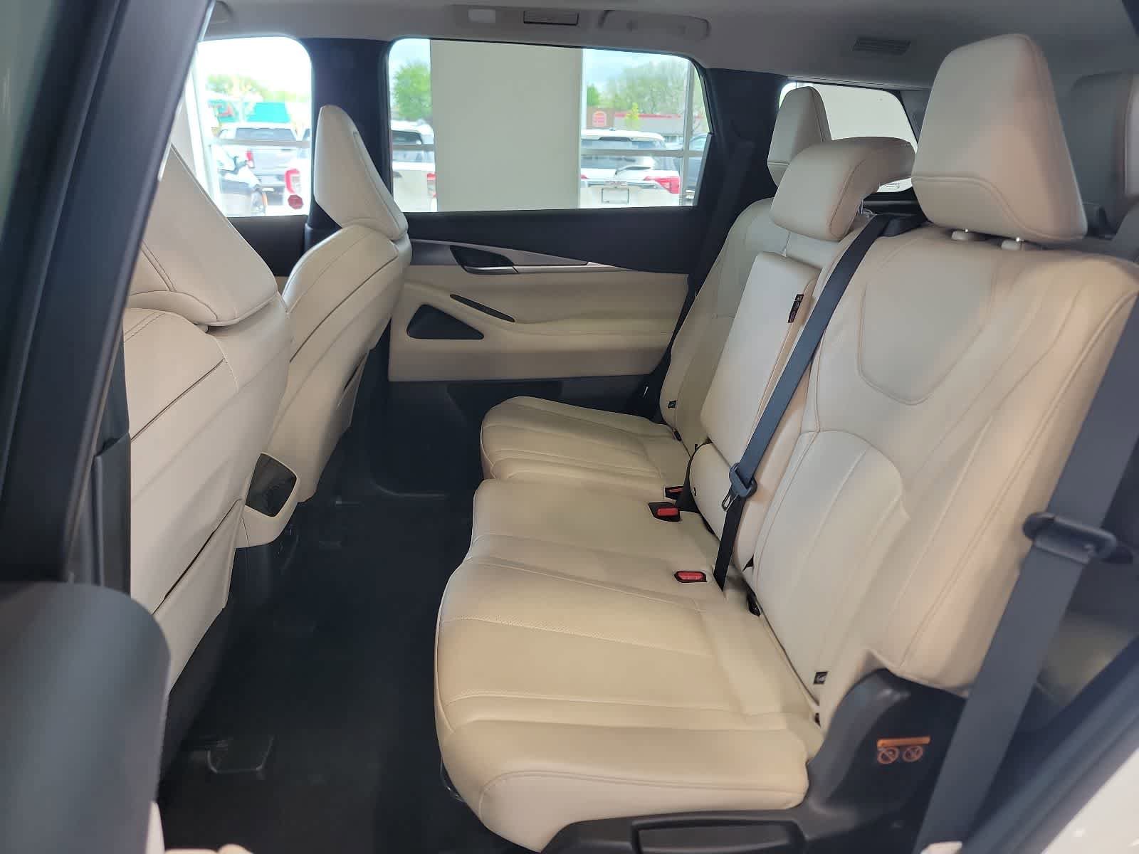 Used 2024 INFINITI QX60 Luxe AWD/4WD image 33