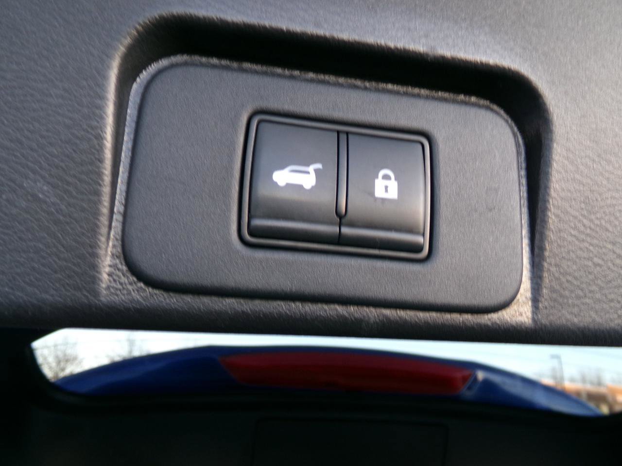 Used 2023 Nissan Rogue SL AWD/4WD image 48