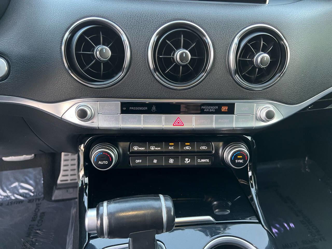 Used 2020 Kia Stinger GT-Line image 22