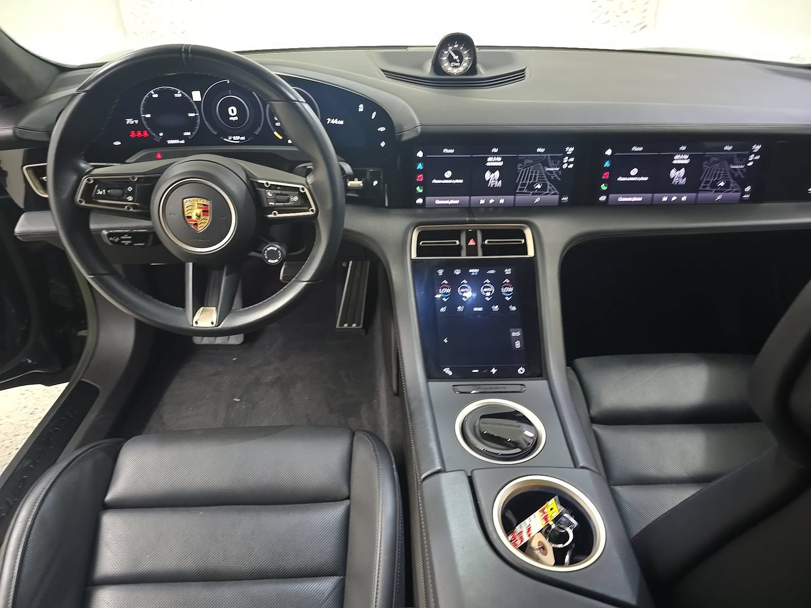 Used 2023 Porsche Taycan GTS AWD/4WD image 9
