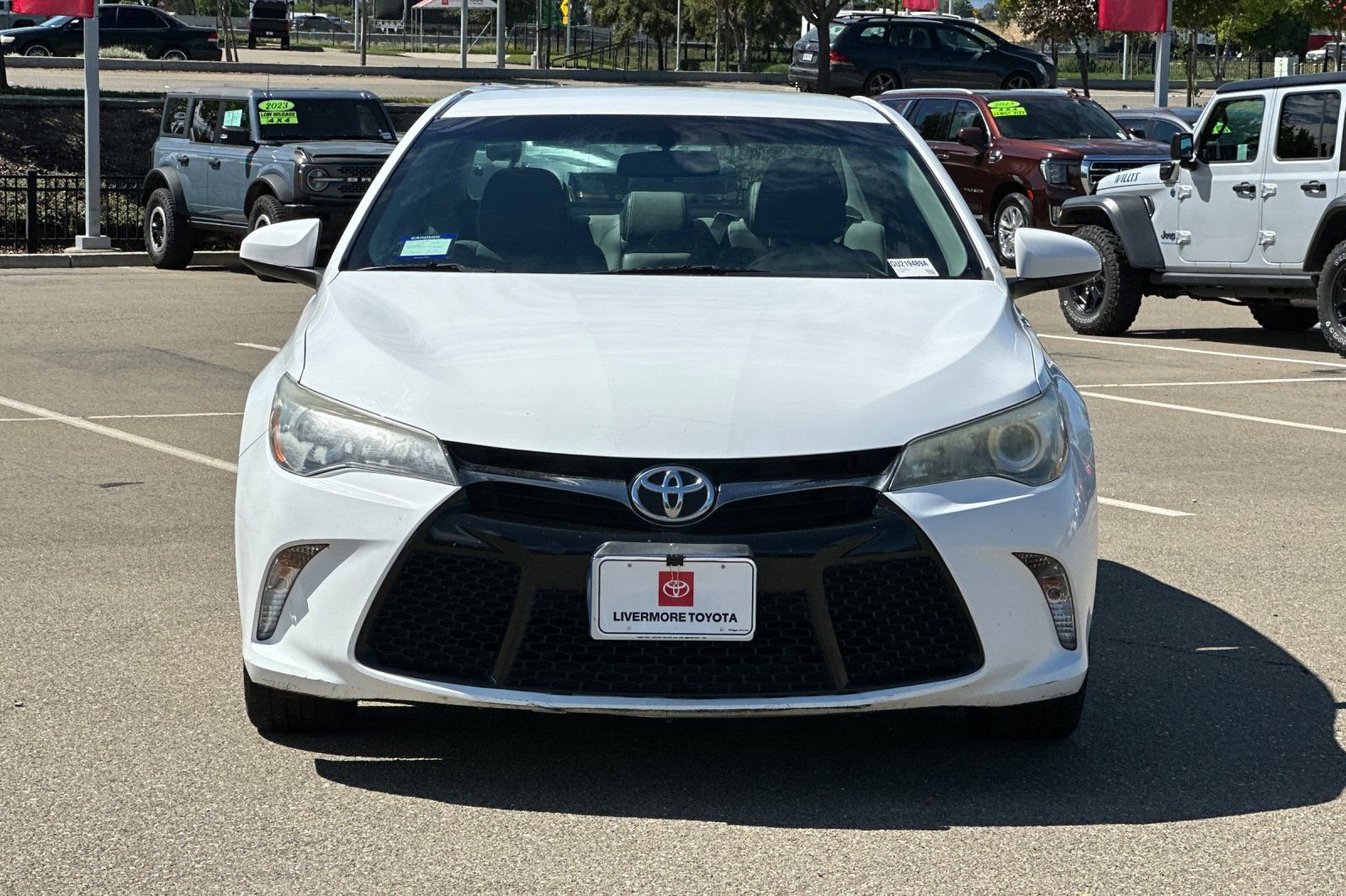 Used 2016 Toyota Camry SE image 9