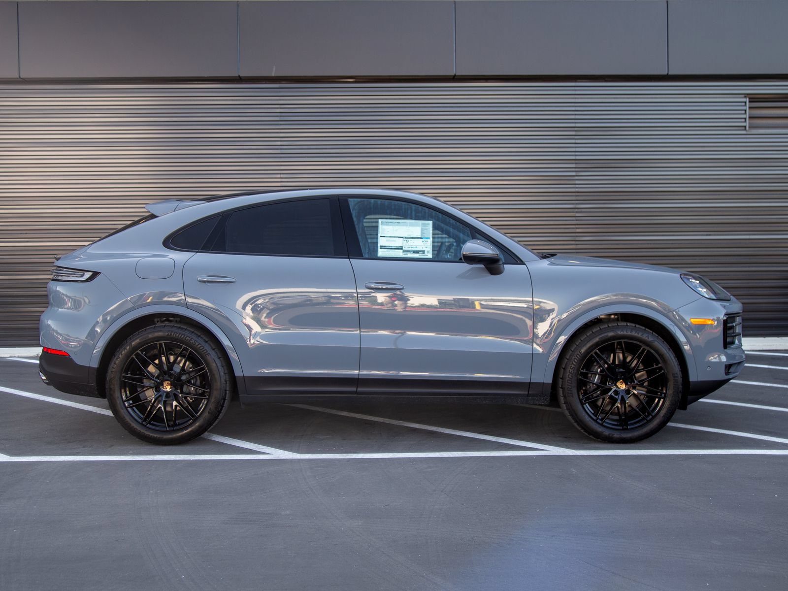 Used 2026 Porsche Cayenne Coupe AWD/4WD image 8