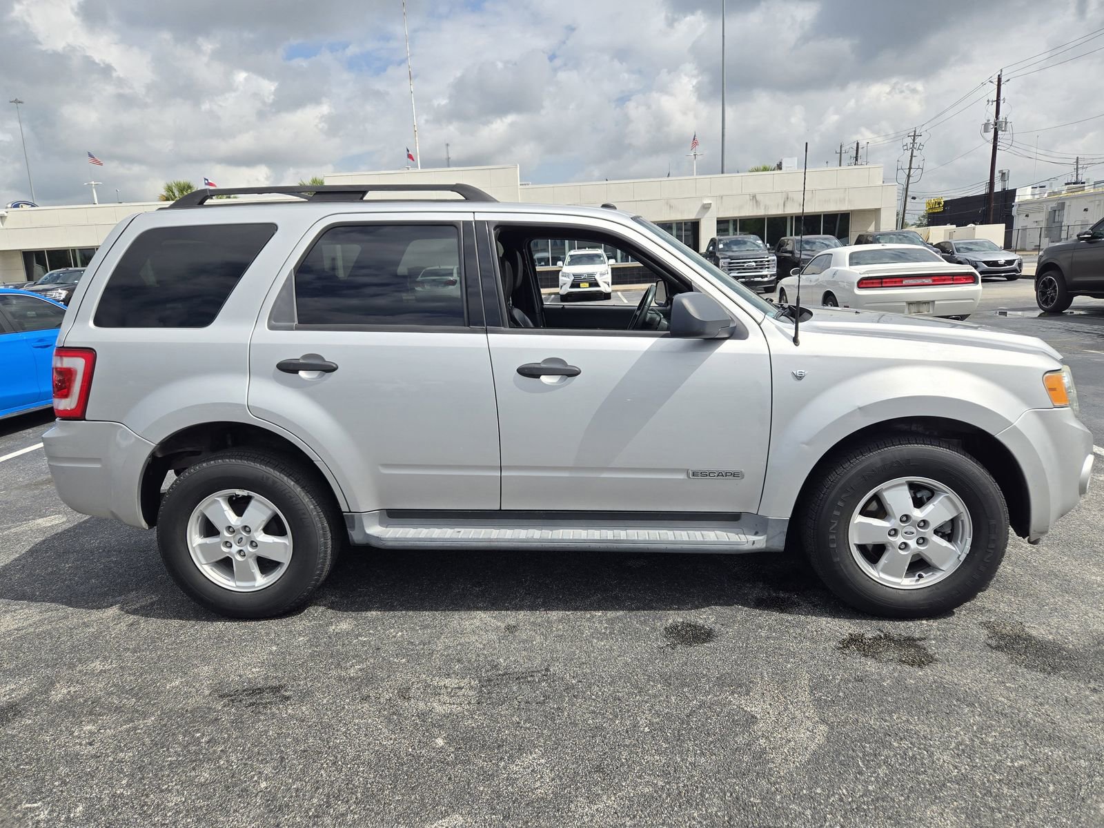 Used 2008 Ford Escape XLT FWD image 3