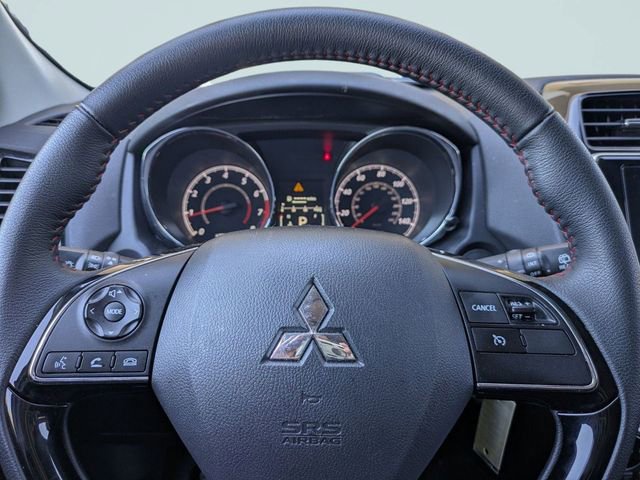 Used 2025 Mitsubishi Outlander Sport LE image 28