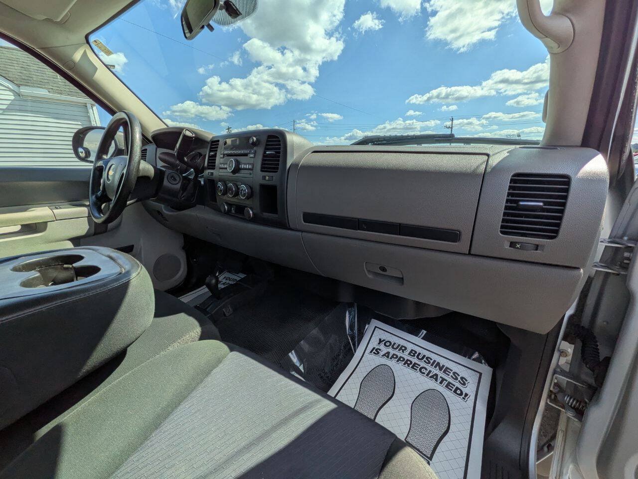 Used 2012 Chevrolet Silverado 2500 W/T w/ Snow Plow Prep Package AWD/4WD image 19