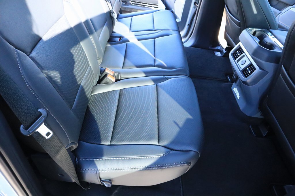 New 2026 Ford F250 XLT w/ XLT Premium Package image 15