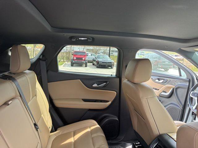 Used 2020 Chevrolet Blazer Premier w/ Driver Confidence II Package image 34