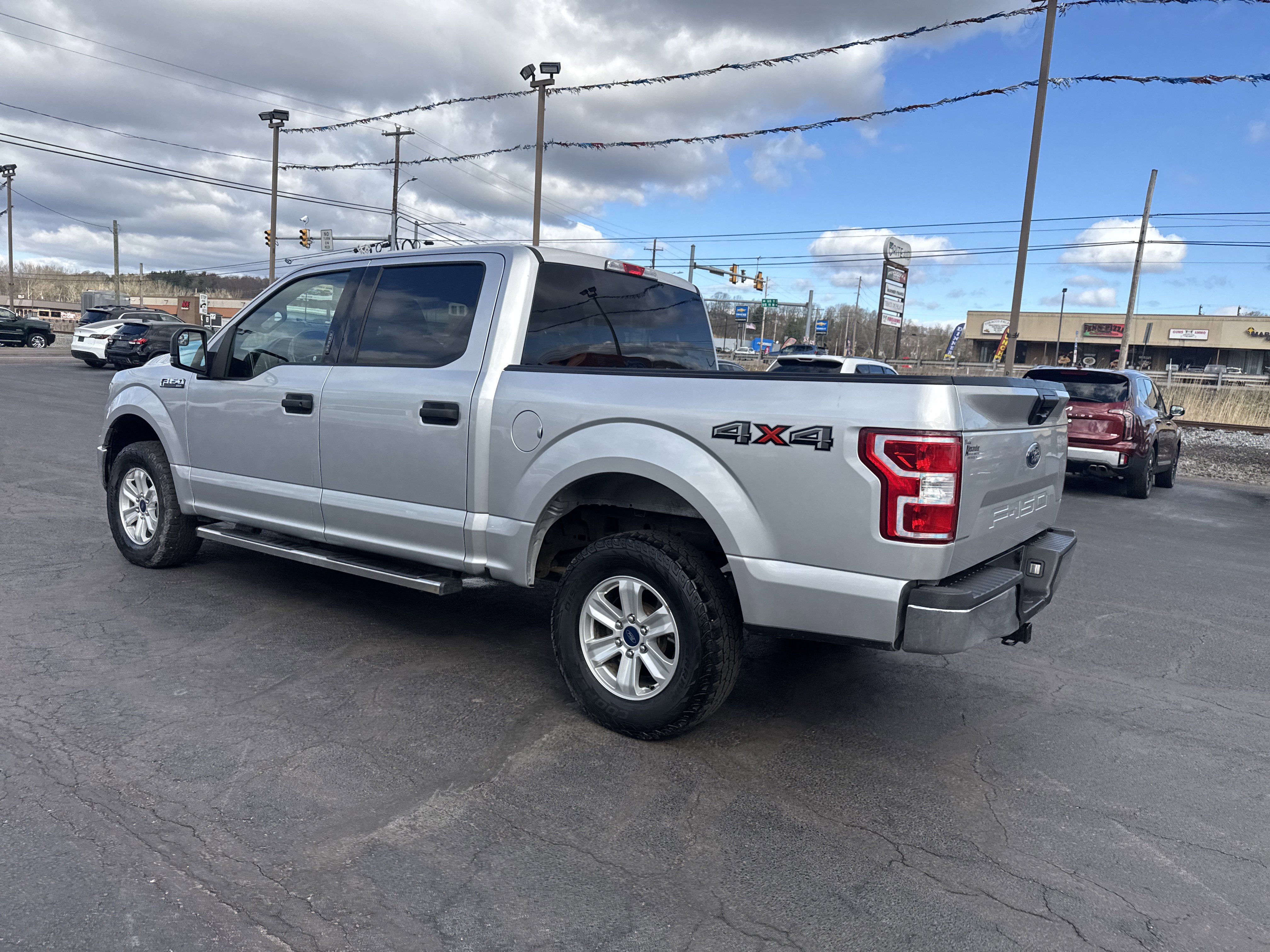 Used 2019 Ford F150 XLT w/ Equipment Group 301A Mid image 6