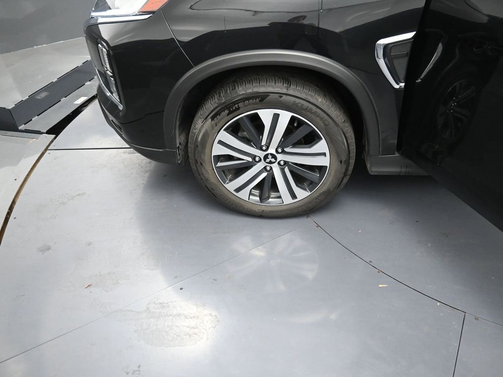 Used 2024 Mitsubishi Outlander Sport AWD image 14