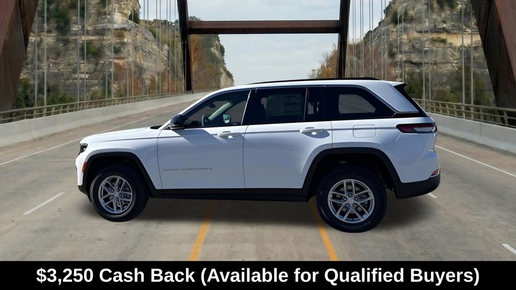 New 2025 Jeep Grand Cherokee Laredo X w/ Luxury Tech Group I RWD image 5