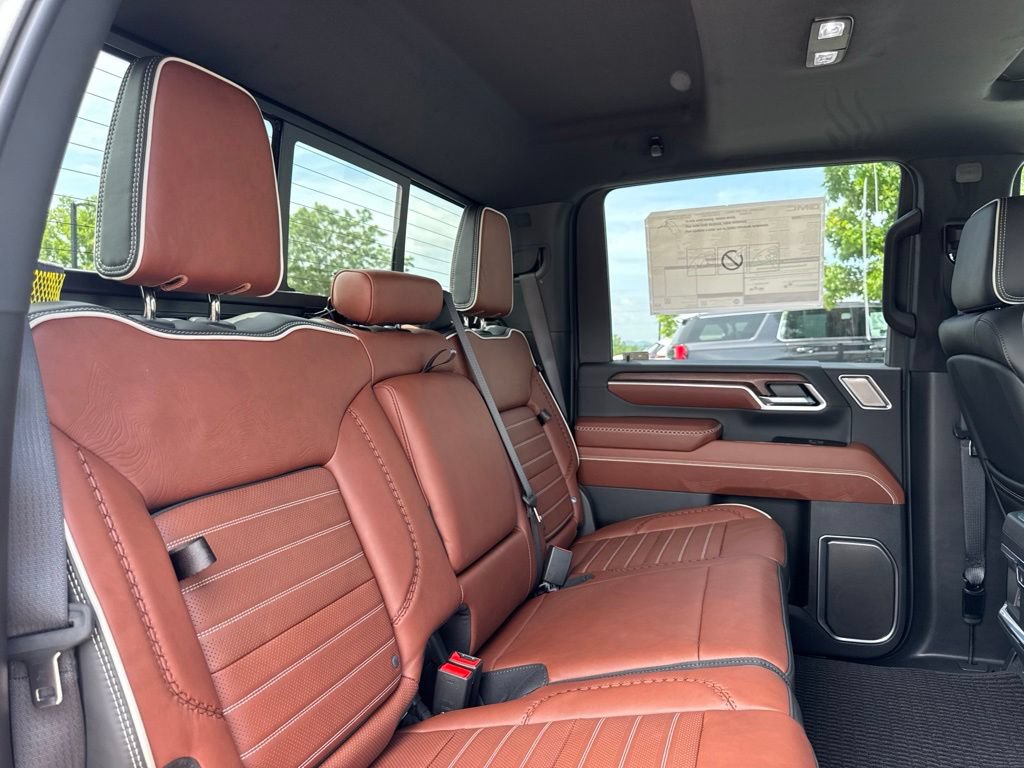 New 2026 GMC Sierra 3500 Denali Ultimate AWD/4WD image 27