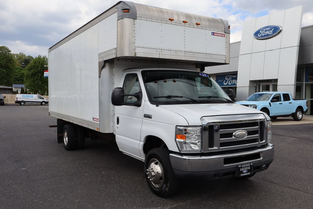 Used 2014 Ford E-450 and Econoline 450 Super Duty w/ Power Windows & Locks Group RWD video 2