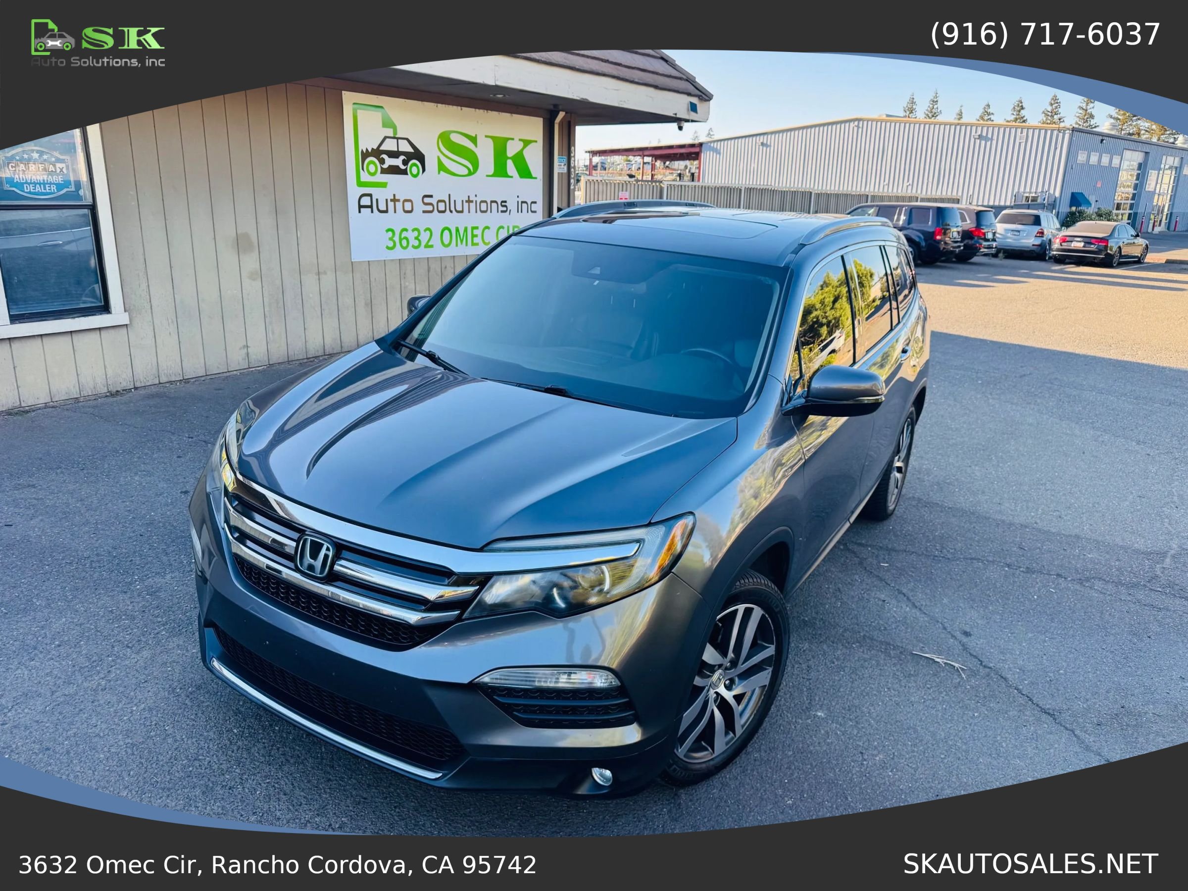 Used 2017 Honda Pilot Touring image 4