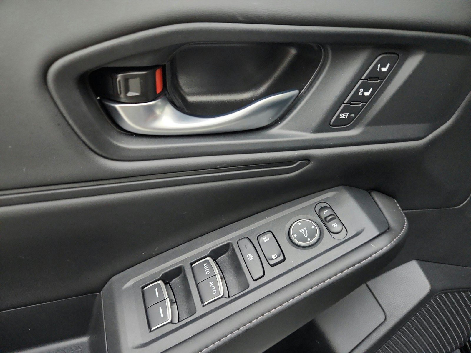 Used 2024 Honda Accord Sport image 25