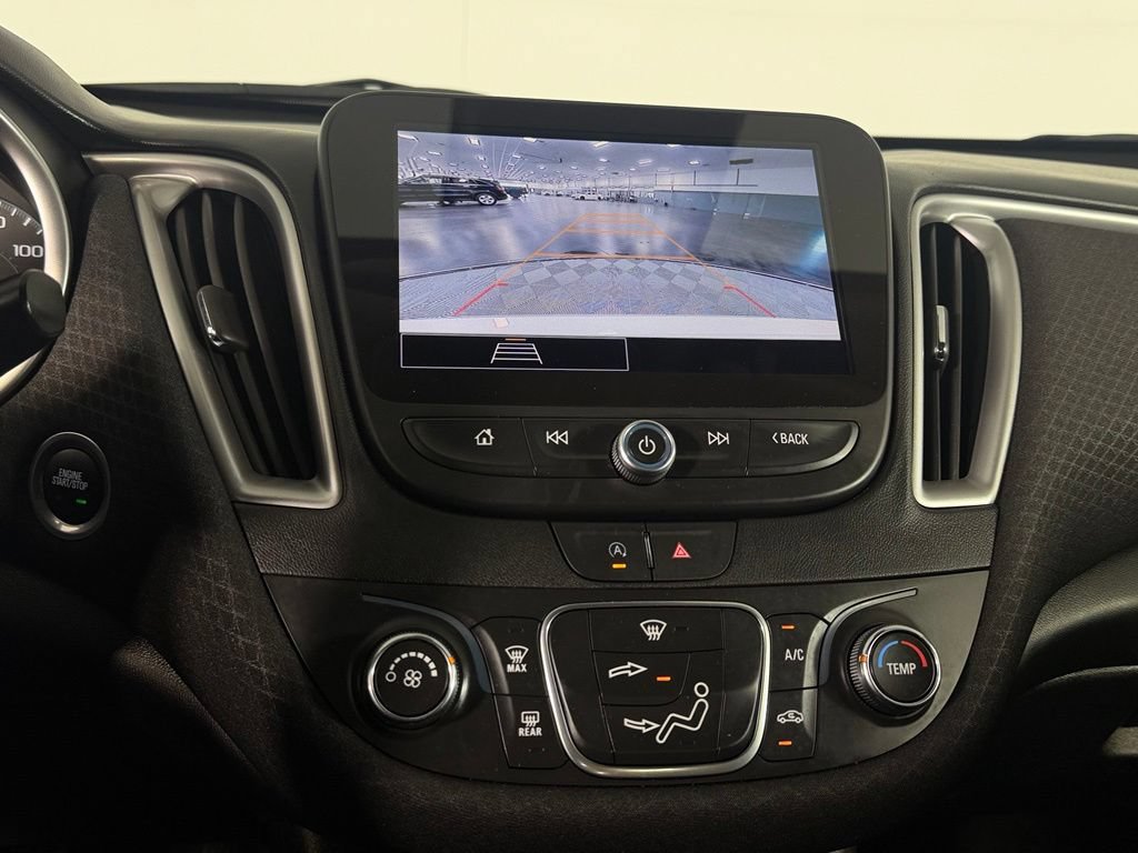 Used 2025 Chevrolet Malibu RS FWD image 19