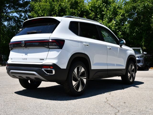 New 2026 Volkswagen Taos SE AWD/4WD image 7