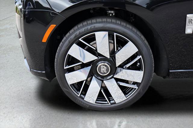 Certified 2025 Rolls-Royce Cullinan image 11