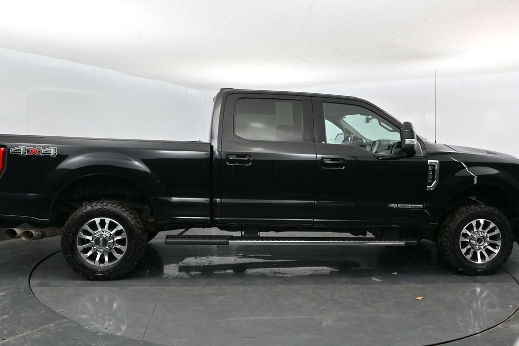 Certified 2020 Ford F350 Lariat w/ Lariat Value Package image 3