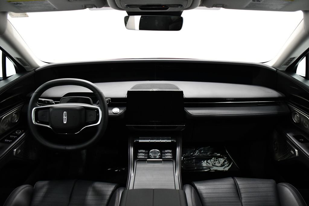 Used 2026 Lincoln Nautilus Reserve AWD/4WD image 8