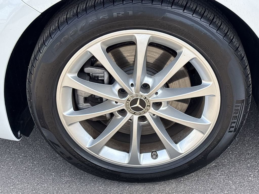 Used 2020 Mercedes-Benz A 220 image 33