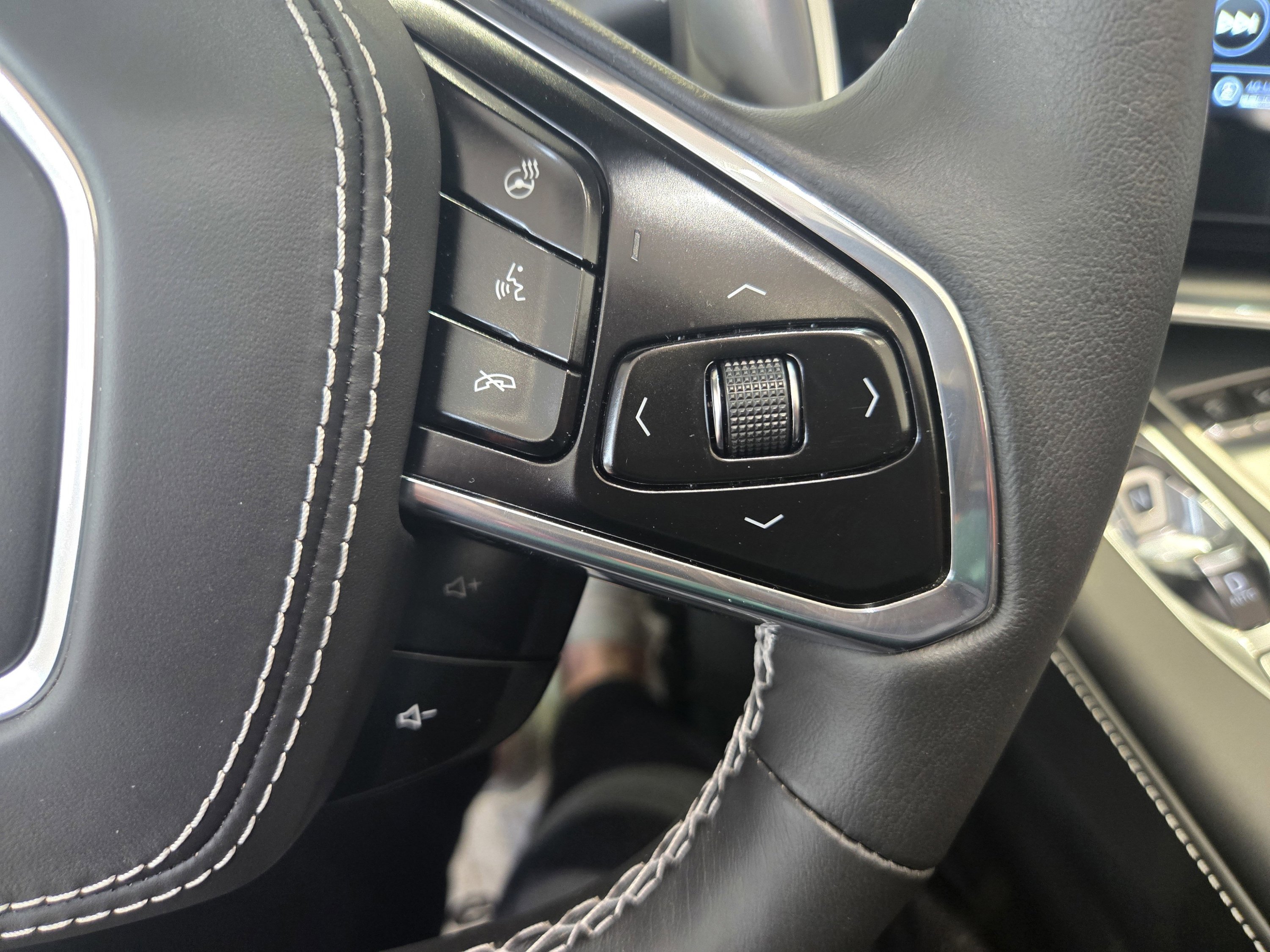 Used 2023 Chevrolet Corvette Stingray Premium Conv w/ Z51 Performance Package image 13