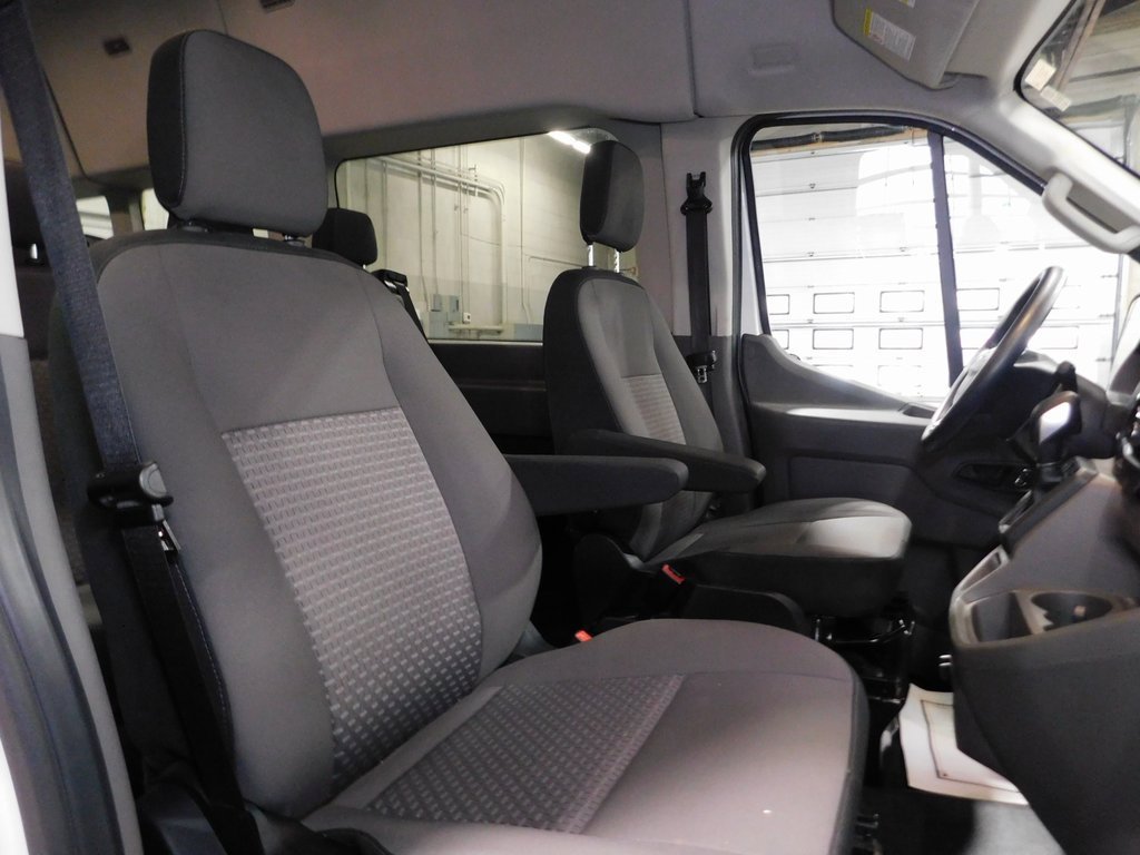 Used 2023 Ford Transit 350 XLT image 96